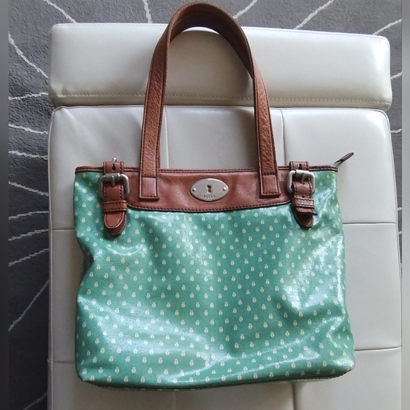 Fossil Key-Per Green Ladybug Purse - Picture 2 of 14